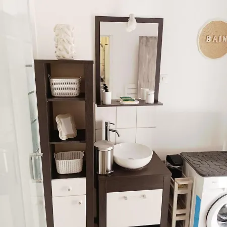 Semesterbostad Cozy With Private Hot Tub Near Amiens Moreuil